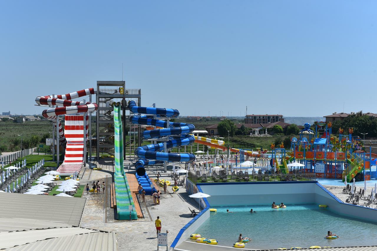 Topola Skies Resort & Aquapark 卡瓦尔纳 外观 照片